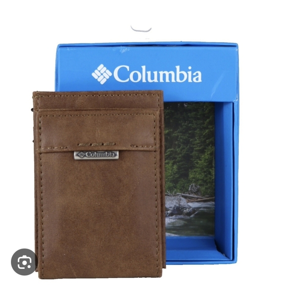 Columbia Other - Columbia Brown Leather Card & Key Holder Wallet